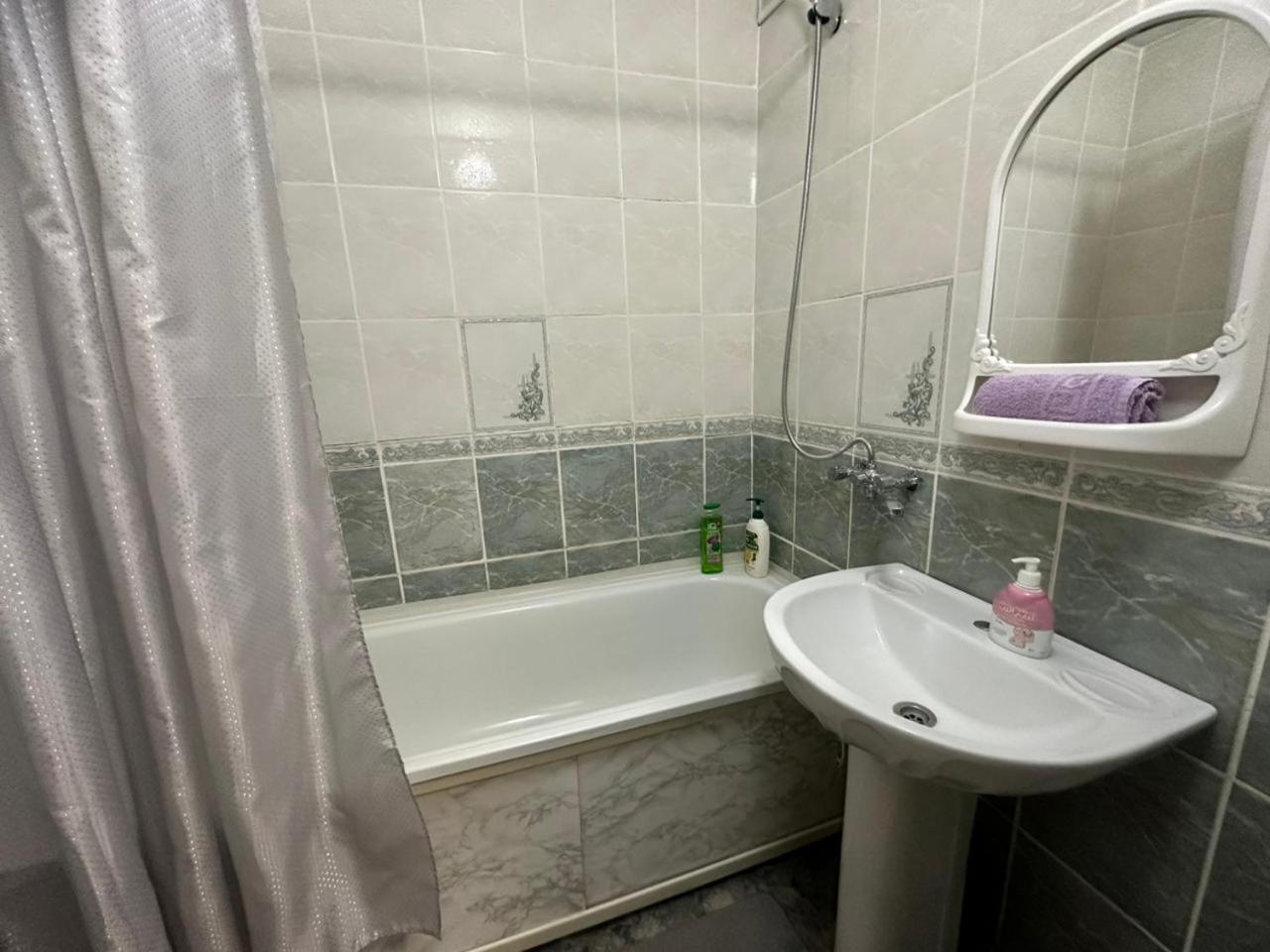 Lux Home На Берегу Ульбы Öskemen Bagian luar foto